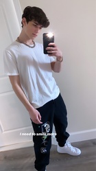 Brandon Rowland : brandon-rowland-1586428202.jpg