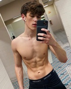 Brandon Rowland : brandon-rowland-1589441582.jpg