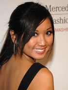 Brenda Song : brenda_song_1206291604.jpg