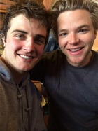 Brett Davern : TI4U1401639000.jpg