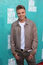 Brett Davern : brett-davern-1361335655.jpg