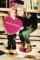 Bridgit Mendler : TI4U1407611335.jpg