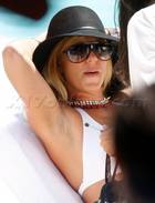 Britney Spears : britney_spears_1251317546.jpg