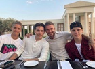 Brooklyn Beckham : TI4U1597939279.jpg