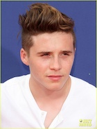 Brooklyn Beckham : brooklyn-beckham-1477332003.jpg