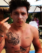 Brooklyn Beckham : brooklyn-beckham-1640902379.jpg