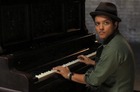 Bruno Mars : brunomars_1288541077.jpg