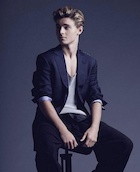 Callan McAuliffe : callan-mcauliffe-1439503192.jpg