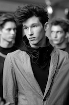 Callum Turner : callum-turner-1486250593.jpg