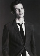 Callum Turner : callum-turner-1486250600.jpg