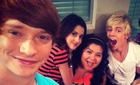 Calum Worthy : TI4U1373824541.jpg