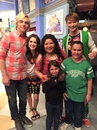 Calum Worthy : TI4U1432578012.jpg