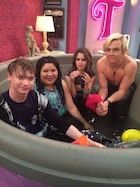 Calum Worthy : TI4U1452632701.jpg