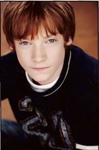 Calum Worthy : calum-worthy-1331055319.jpg