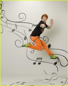 Calum Worthy : calum-worthy-1358126813.jpg