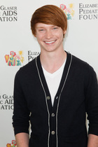 Calum Worthy : calum-worthy-1373824204.jpg