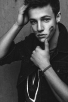 Cameron Dallas : cameron-dallas-1416582937.jpg