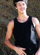 Cameron Dallas : cameron-dallas-1419701488.jpg