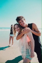 Cameron Dallas : cameron-dallas-1433435761.jpg