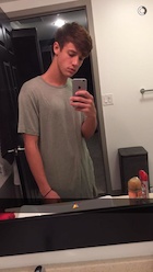 Cameron Dallas : cameron-dallas-1443402301.jpg