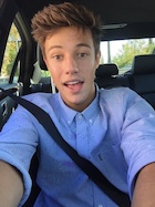 Cameron Dallas : cameron-dallas-1443804001.jpg