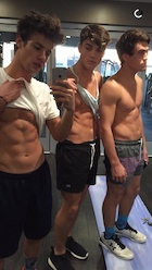 Cameron Dallas : cameron-dallas-1446139801.jpg