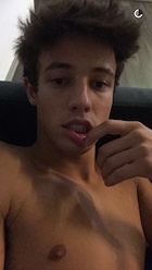 Cameron Dallas : cameron-dallas-1446417721.jpg