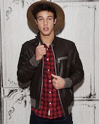 Cameron Dallas : cameron-dallas-1446599521.jpg