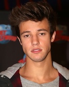 Cameron Dallas : cameron-dallas-1447416001.jpg