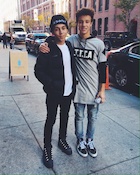 Cameron Dallas : cameron-dallas-1448110801.jpg