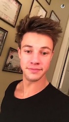 Cameron Dallas : cameron-dallas-1449777601.jpg