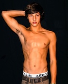 Cameron Dallas : cameron-dallas-1453267383.jpg