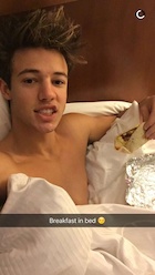 Cameron Dallas : cameron-dallas-1454207761.jpg