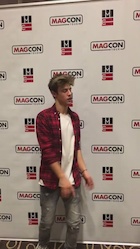 Cameron Dallas : cameron-dallas-1455463441.jpg