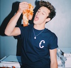 Cameron Dallas : cameron-dallas-1459658161.jpg