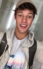 Cameron Dallas : cameron-dallas-1463340961.jpg