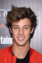 Cameron Dallas : cameron-dallas-1463513761.jpg