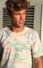 Cameron Dallas : cameron-dallas-1469821681.jpg