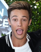 Cameron Dallas : cameron-dallas-1470094561.jpg