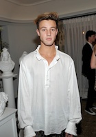 Cameron Dallas : cameron-dallas-1477761121.jpg