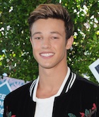 Cameron Dallas : cameron-dallas-1480982761.jpg