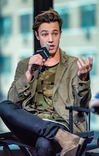 Cameron Dallas : cameron-dallas-1483651441.jpg