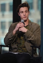 Cameron Dallas : cameron-dallas-1483653241.jpg