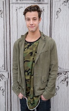 Cameron Dallas : cameron-dallas-1483673041.jpg