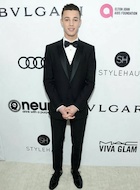 Cameron Dallas : cameron-dallas-1488338281.jpg