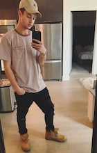 Cameron Dallas : cameron-dallas-1489217761.jpg