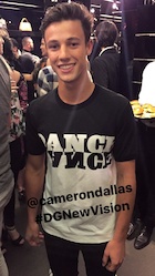 Cameron Dallas : cameron-dallas-1490395681.jpg