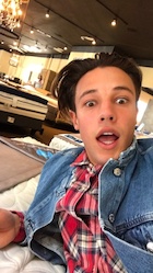 Cameron Dallas : cameron-dallas-1490670721.jpg