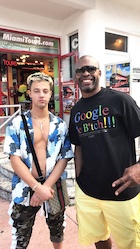 Cameron Dallas : cameron-dallas-1514859841.jpg