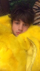 Cameron Dallas : cameron-dallas-1542587762.jpg